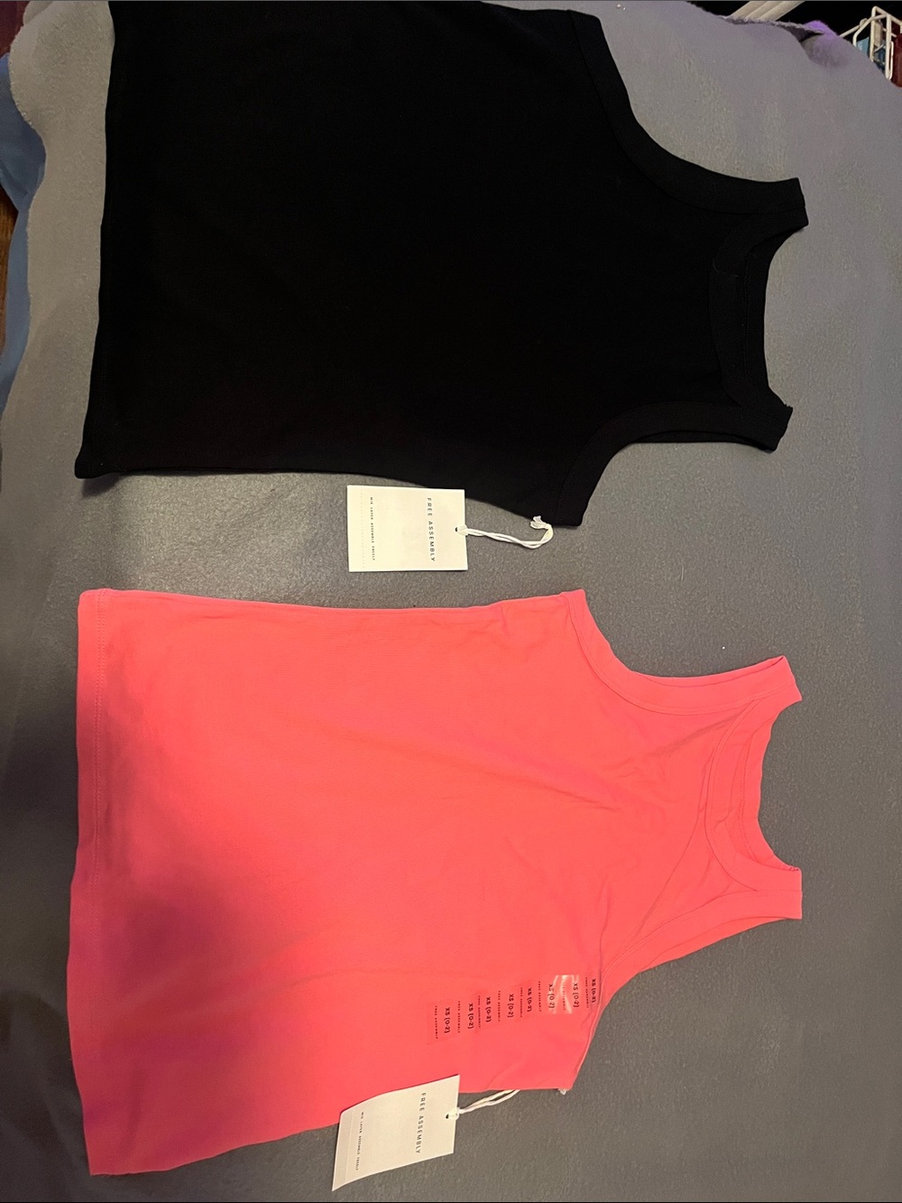 free assembly Sleeveless Tank Top bundle black & pink